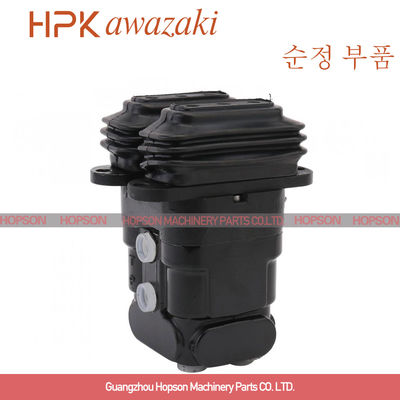 R130-5 R220-5 R225-7 SK60-5のための掘削機のフィートのペダル弁の制御弁